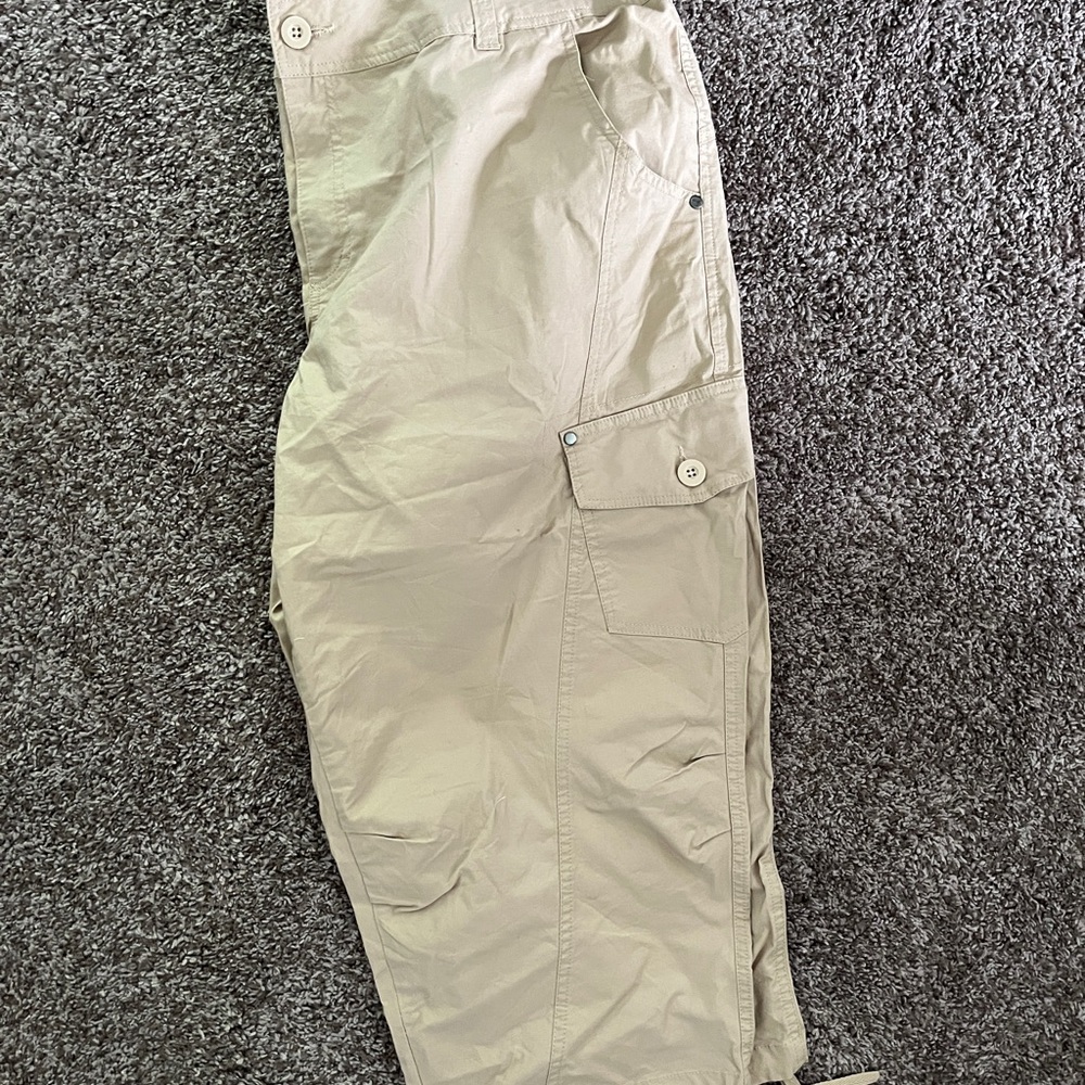 Ellos Khaki Capri Pants